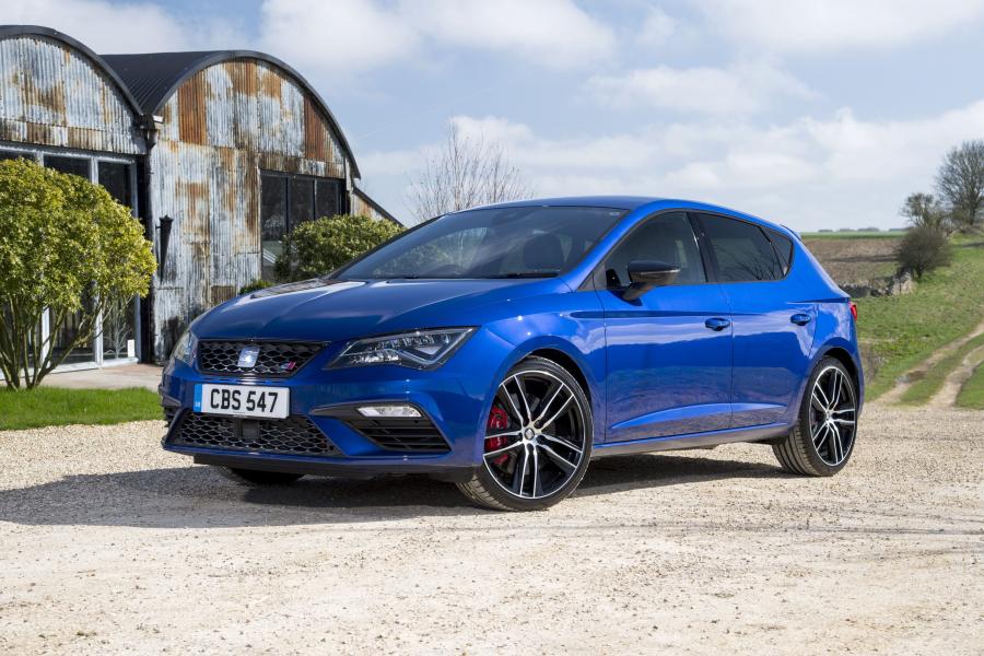  Seat Leon Cupra 300 2017 года  (UK) (фото 38 из 40)
